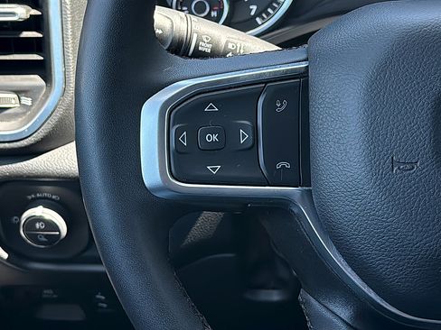 Used 2025 RAM 1500 Big Horn AWD/4WD image 11