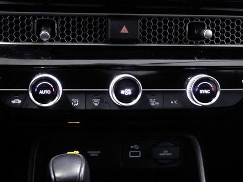 Certified 2023 Honda Civic EX image 30