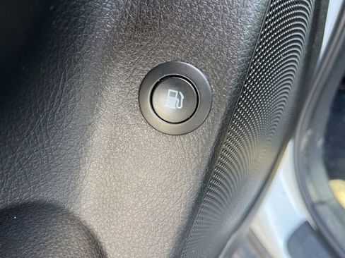 Used 2014 Kia Sorento LX image 30