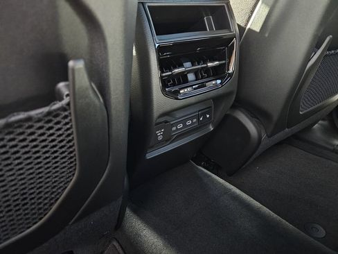 New 2026 Jeep Grand Cherokee Limited AWD/4WD image 11