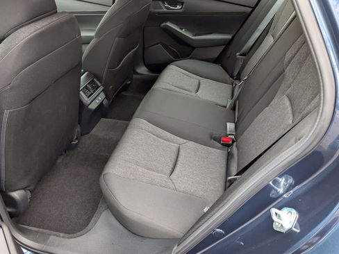 Certified 2025 Honda Accord SE image 11