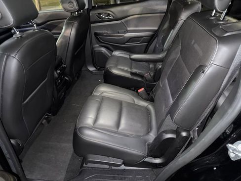 Used 2018 GMC Acadia SLT image 5