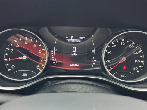 Used 2021 Jeep Compass Latitude FWD image 16