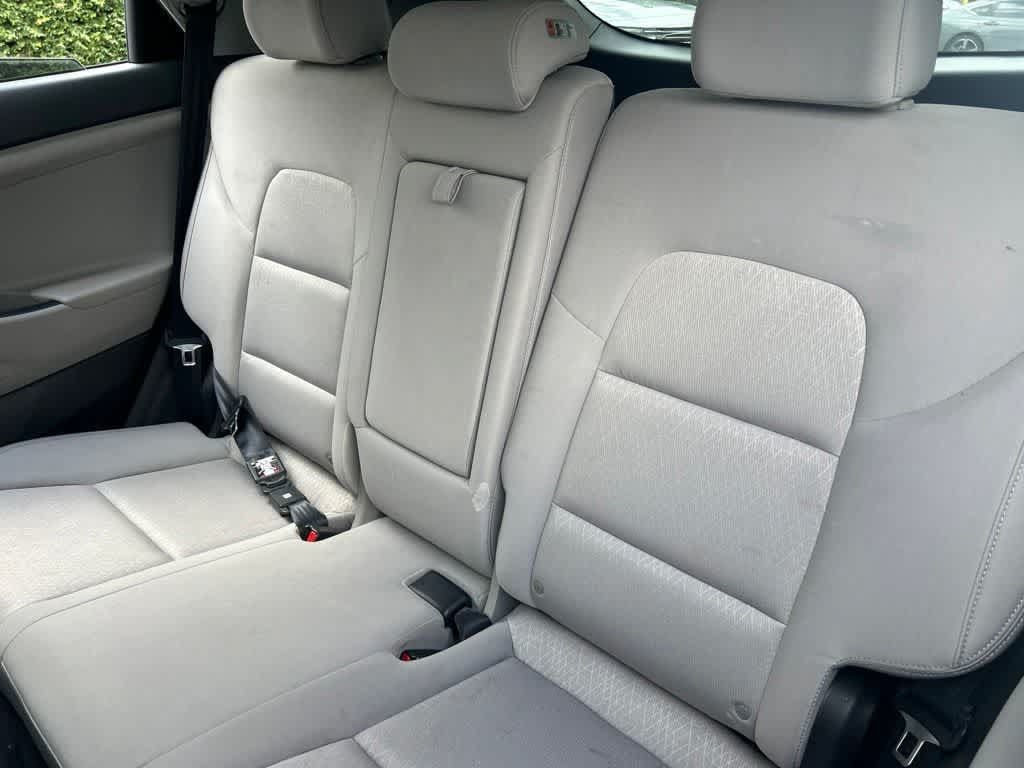 Used 2017 Hyundai Tucson Value w/ Cargo Package FWD image 3