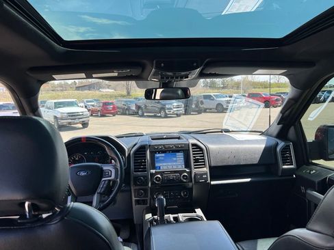 Used 2018 Ford F150 Raptor w/ Equipment Group 802A Luxury AWD/4WD image 13