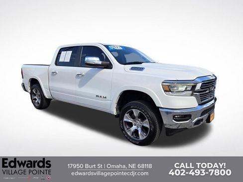 Used 2022 RAM 1500 Laramie AWD/4WD image 1