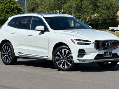 Used 2023 Volvo XC60 B5 Plus