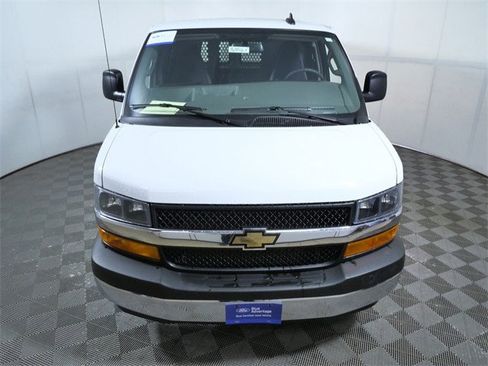 Used 2024 Chevrolet Express 2500 w/ Driver Convenience Package image 3
