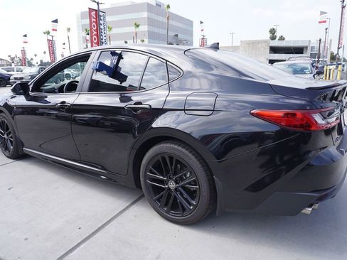 Certified 2025 Toyota Camry SE w/ Multimedia Upgrade Package FWD image 5