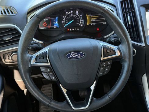 Certified 2019 Ford Edge SEL w/ Equipment Group 201A image 12