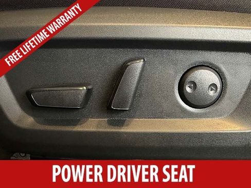 Used 2023 Nissan Rogue SV AWD/4WD image 7