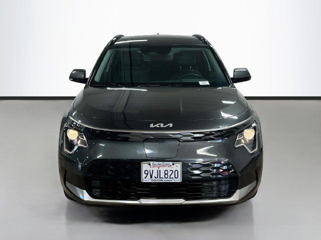 Certified 2025 Kia Niro Wind FWD image 2