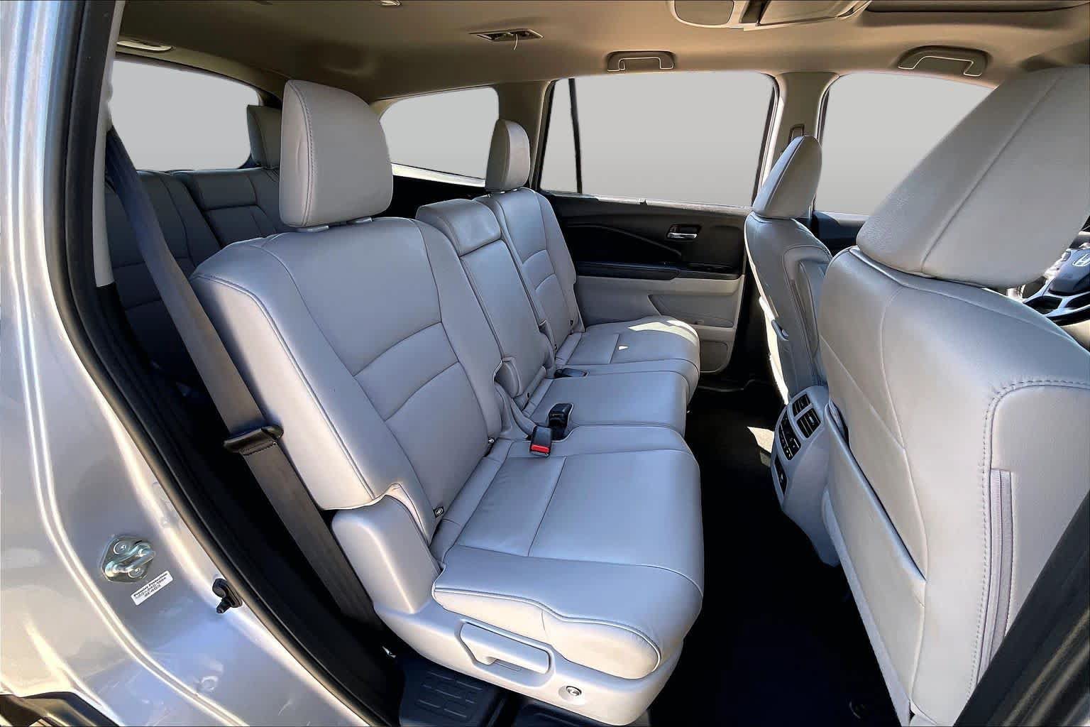 Used 2019 Honda Pilot Touring image 20