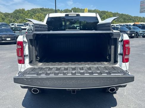 Used 2024 RAM 1500 Limited AWD/4WD image 11