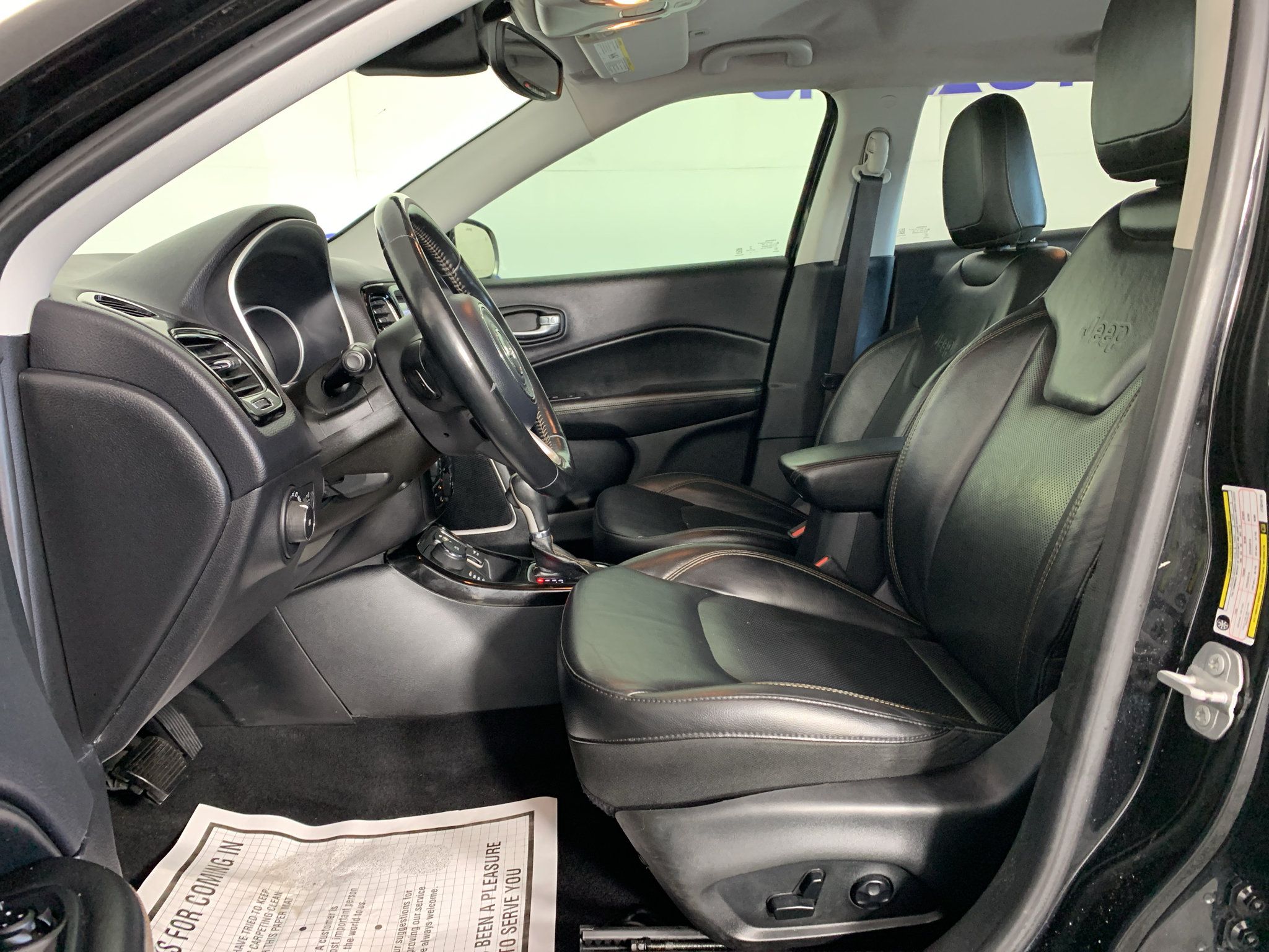 Used 2018 Jeep Compass Limited w/ Navigation Group AWD/4WD image 15