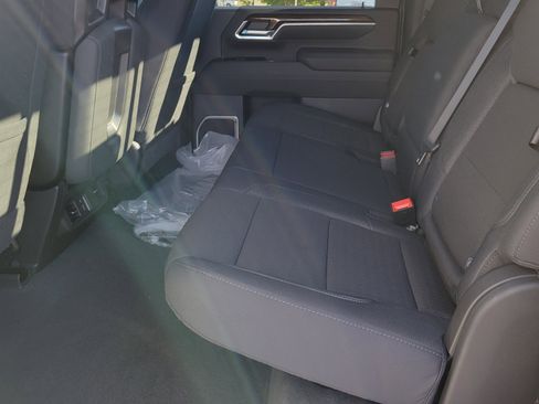 New 2026 GMC Sierra 2500 SLE w/ SLE Value Package; image 7