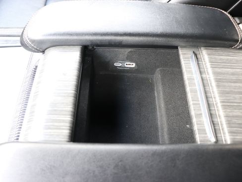 Used 2024 Jeep Wagoneer L Series II w/ Flexible Seating Group image 50