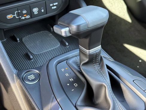 New 2025 Kia K4 EX image 24