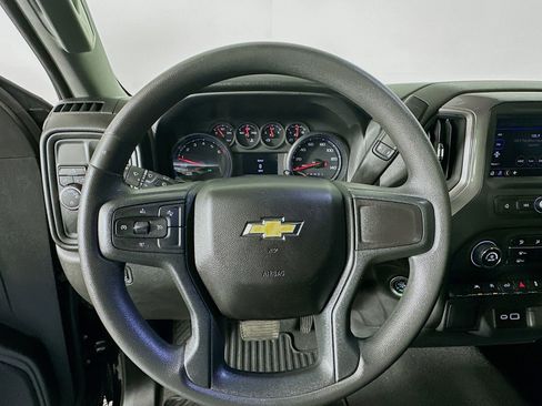 Used 2024 Chevrolet Silverado 1500 Custom image 12