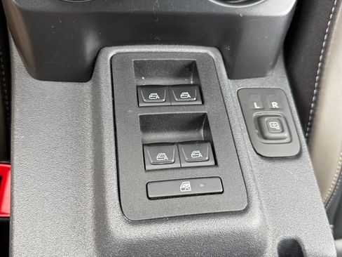 Used 2025 Ford Bronco Outer Banks AWD/4WD image 23
