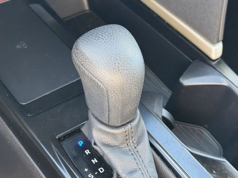 Used 2025 Toyota Camry LE FWD image 21