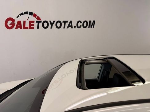 Used 2021 Honda CR-V EX-L image 8