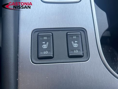 Used 2024 Nissan Murano SV image 39