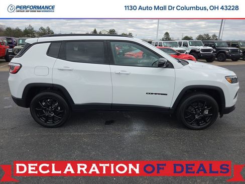 New 2026 Jeep Compass Latitude image 8