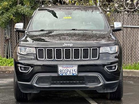 Used 2018 Jeep Grand Cherokee Limited image 6