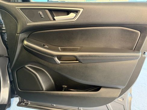 Used 2024 Ford Edge SEL w/ Convenience Package image 13