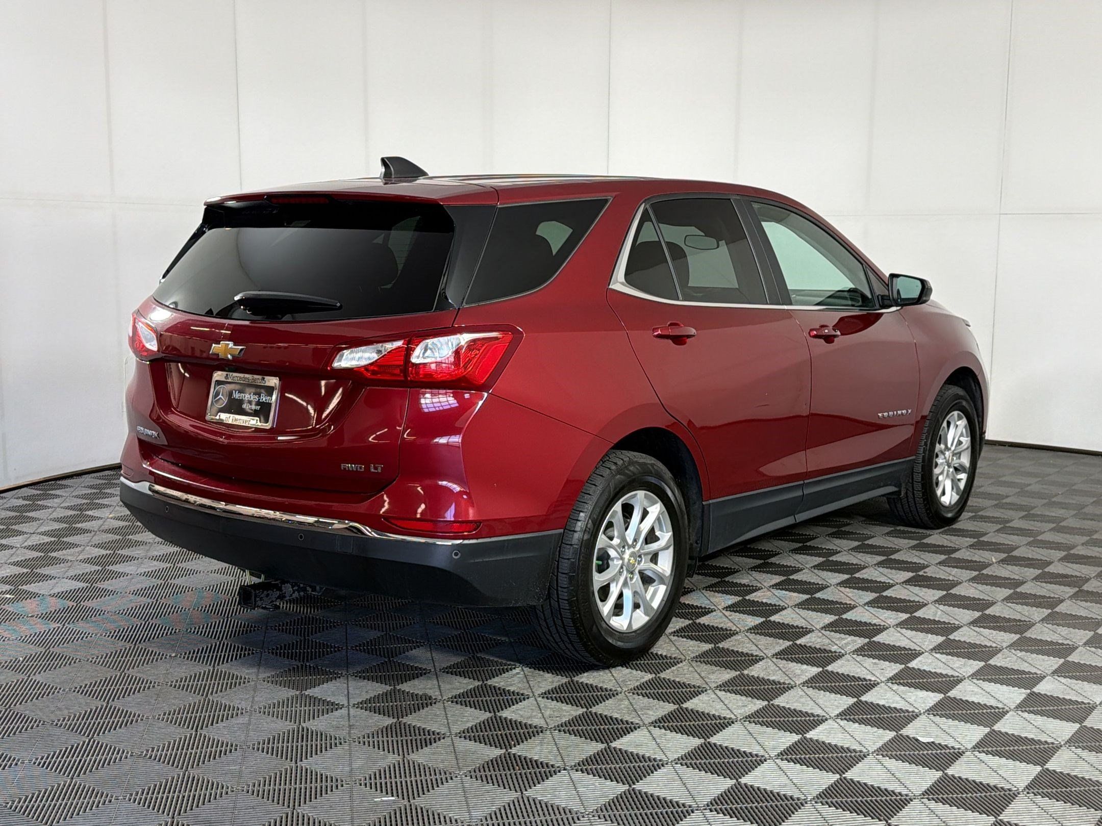 Used 2021 Chevrolet Equinox LT AWD/4WD image 9