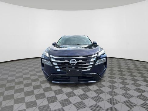 Used 2024 Nissan Rogue Platinum w/ Platinum Premium Package AWD/4WD image 2