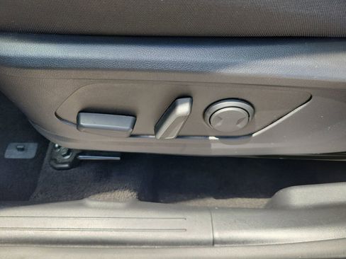 Used 2025 Hyundai Tucson SEL FWD image 17