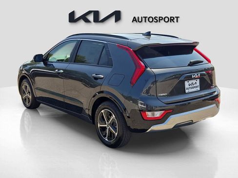 New 2025 Kia Niro SX image 7