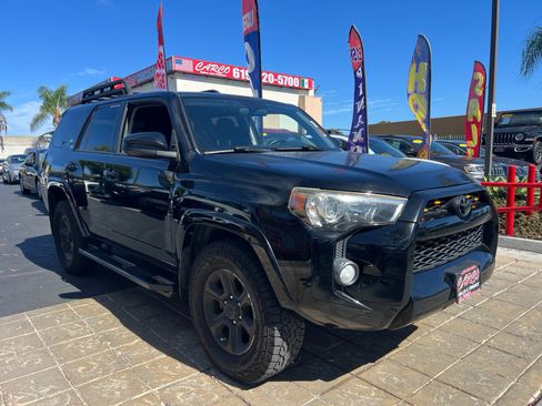 Used 2014 Toyota 4Runner SR5 RWD image 1