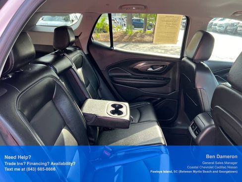 Used 2024 GMC Terrain SLT FWD image 21