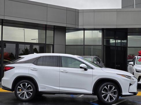 Used 2019 Lexus RX 450h AWD image 3