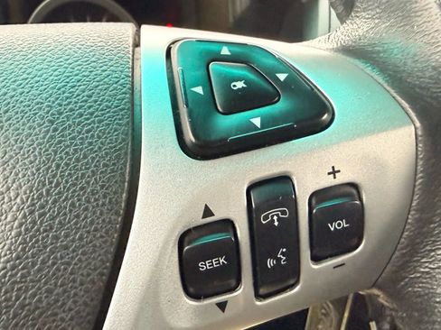 Used 2012 Ford Explorer XLT image 21