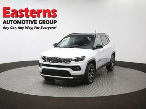 Used 2025 Jeep Compass Limited AWD/4WD image 55