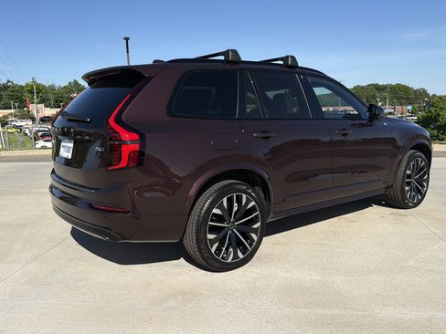Used 2026 Volvo XC90 B6 Ultra w/ Lounge Package AWD/4WD image 10