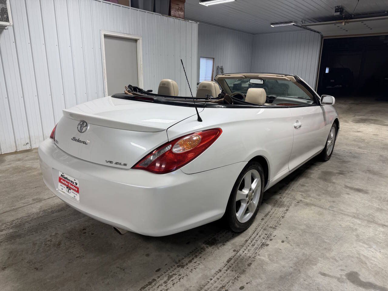 Used 2006 Toyota Solara SLE FWD image 5