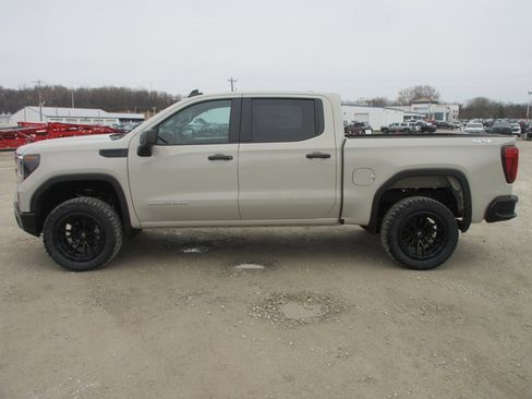 New 2026 GMC Sierra 1500 Pro w/ Pro Value Package image 9