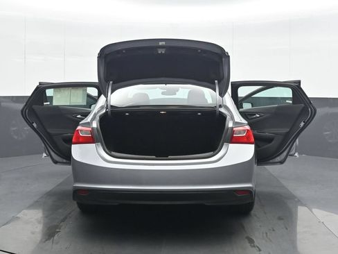 Used 2023 Chevrolet Malibu LT FWD image 35