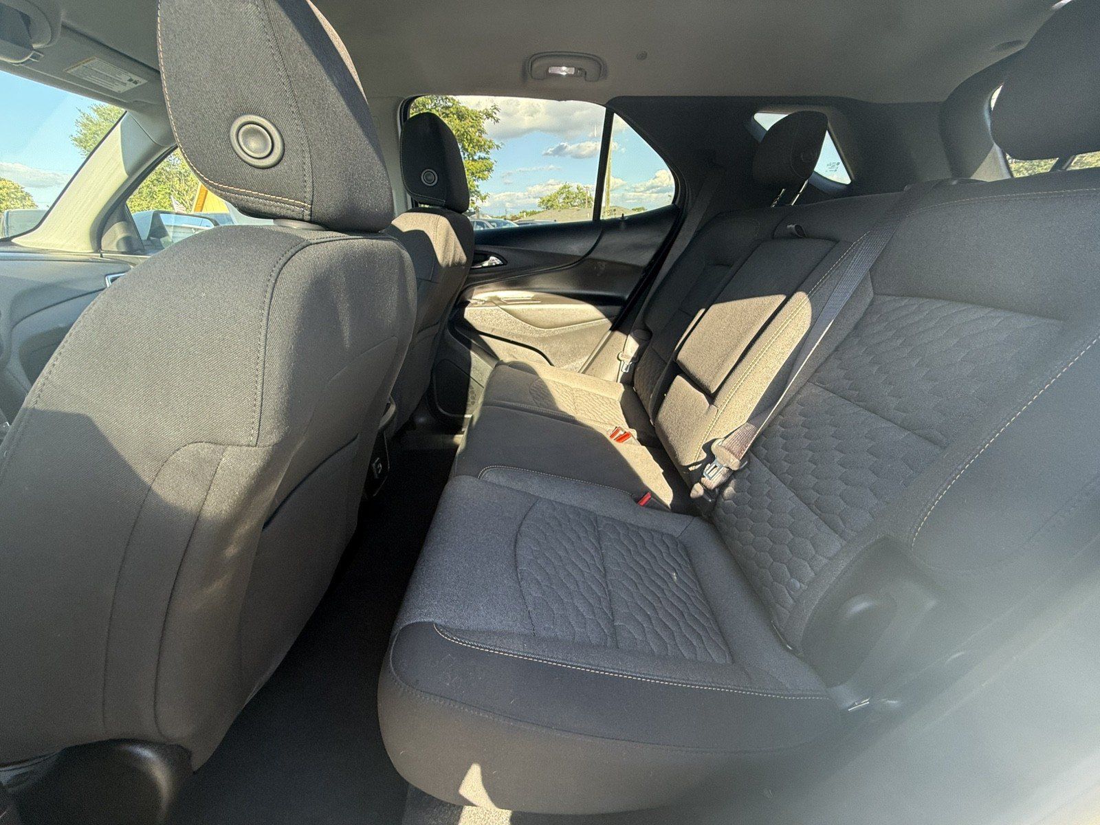 Used 2020 Chevrolet Equinox LT AWD/4WD image 22