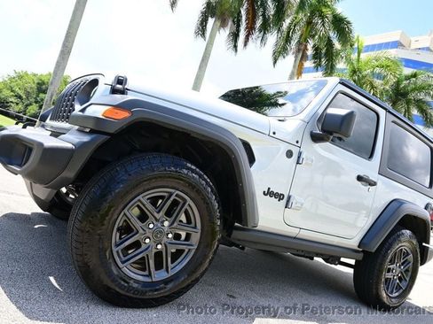 Used 2024 Jeep Wrangler Sport AWD/4WD image 7