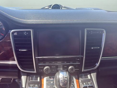 Used 2012 Porsche Panamera S RWD image 17