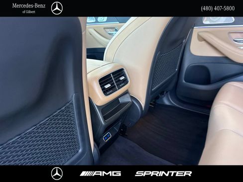 Used 2025 Mercedes-Benz GLE 350 4MATIC image 24