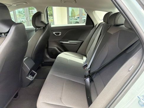 New 2026 Kia K4 FWD image 18