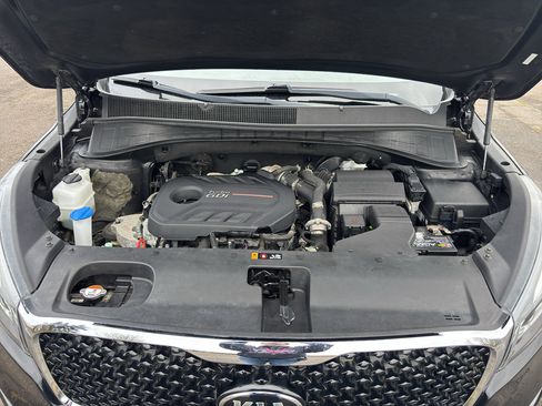 Used 2017 Kia Sorento EX image 10