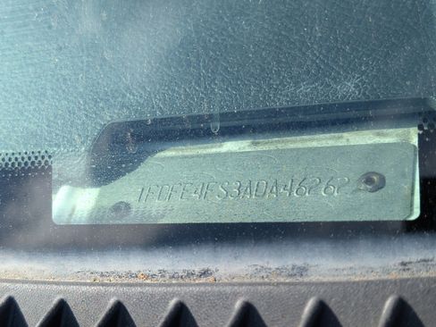 Used 2010 Ford E-450 and Econoline 450 Super Duty image 30